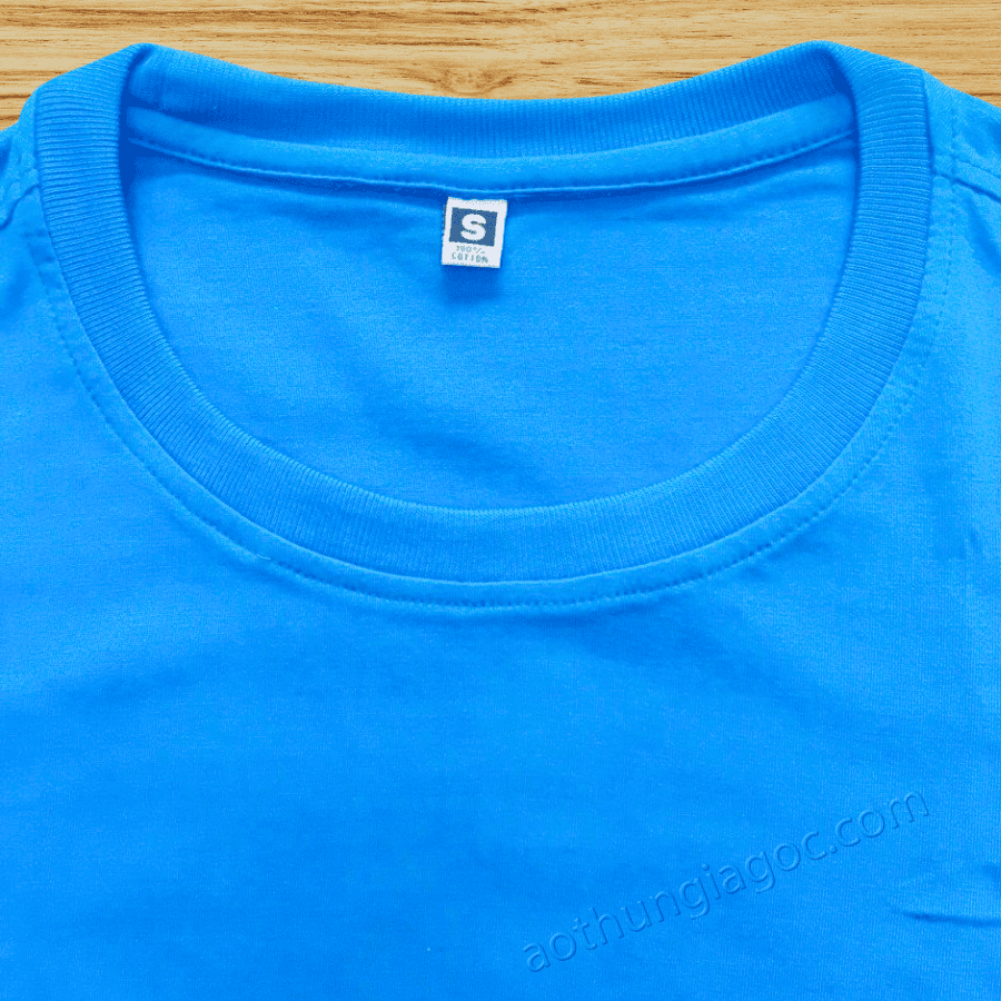 Áo Thun Poly 4 Chiều Màu Xanh Dương